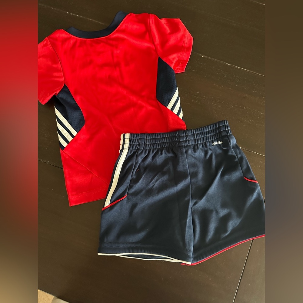 Adidas Climalite Set- 12M - Picture 2 of 2